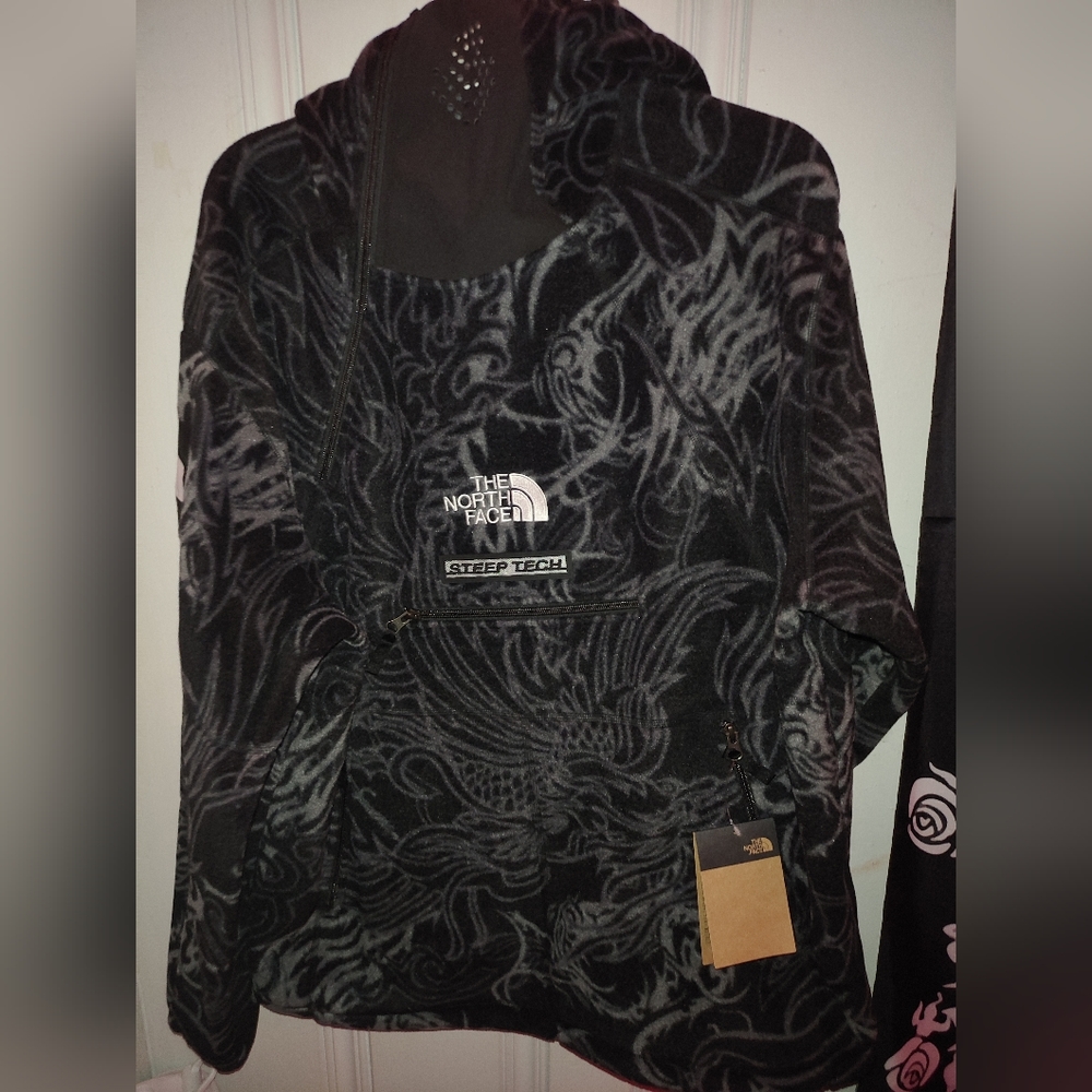 Supreme the north face fleece pull over